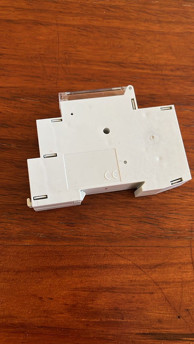 EATON 167389 Interruptor horario 24 horas