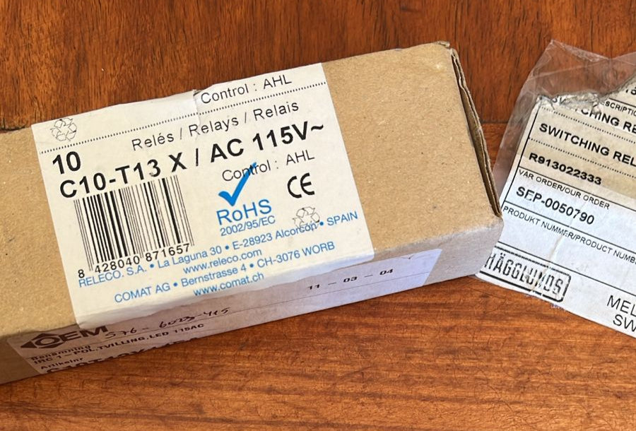Hägglunds  R913022333 RELÉ DE CONMUTACIÓN C10-T13X/AC115V