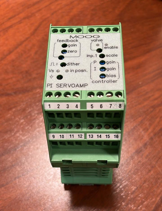 Moog Servoamplificador PI DIN 40/20MA G122-829-003 S/N M0125